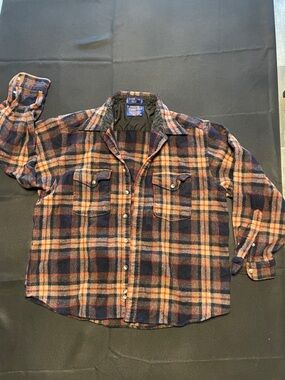100% virgin wool outdoor shirt Pendleton Blue and Gold Outdoor Shirt Labels